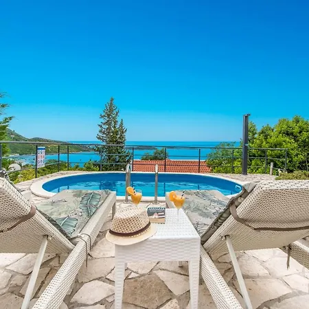 Charming Svagusa With Sea View *