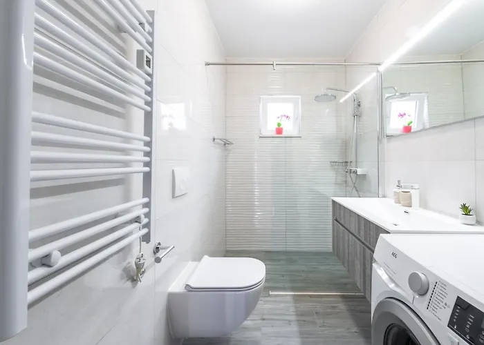 Charming Svagusa With Sea View 펜션