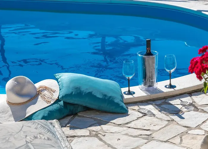 Charming Svagusa With Sea View * 믈리니