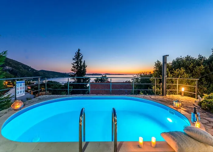 Charming Svagusa With Sea View 펜션 *