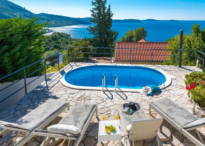 Charming Svagusa With Sea View *