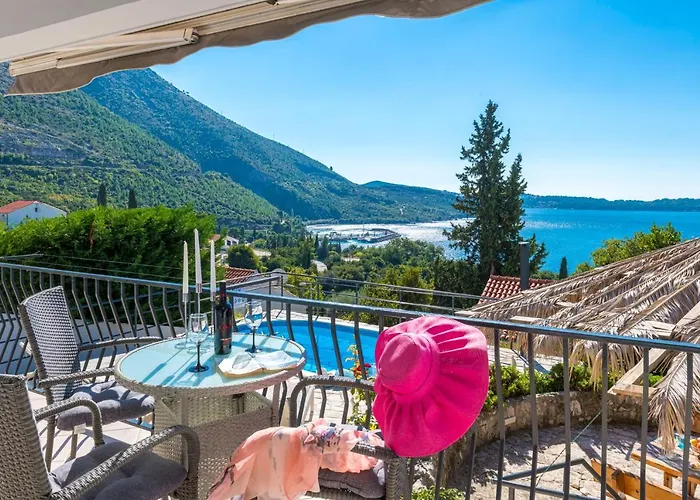 Charming Svagusa With Sea View *