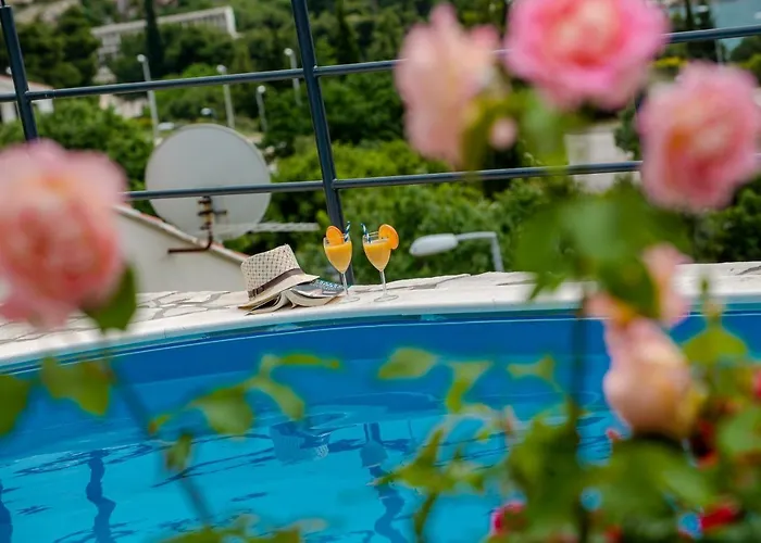 Charming Svagusa With Sea View 펜션 믈리니