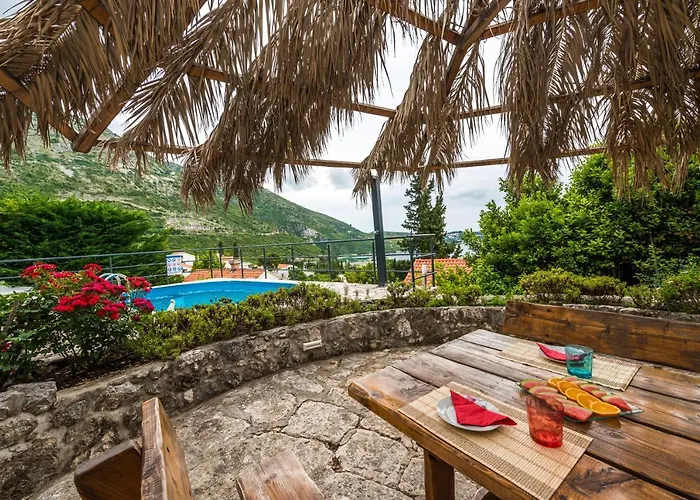 펜션 Charming Svagusa With Sea View *